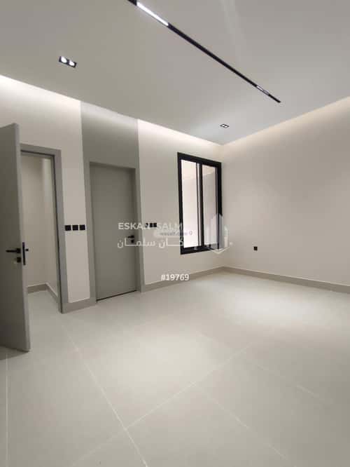 Floor 223.98 SQM with 7 Bedrooms Al-Janadriyah, East Riyadh, Riyadh