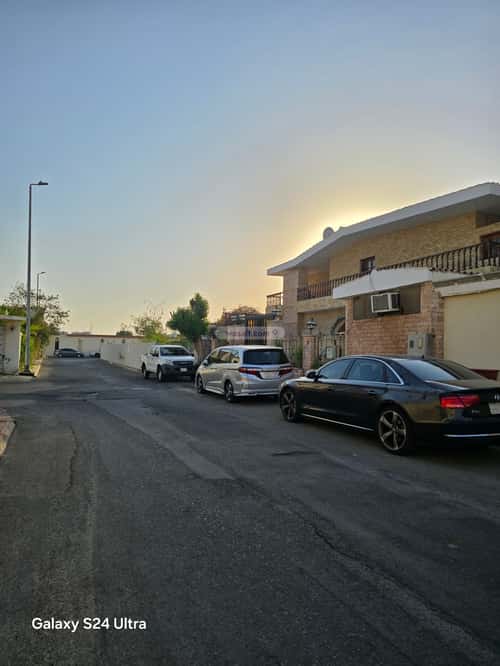 Villa 460 SQM Facing South on 10m Width Street Al Rawdhah, North Jeddah, Jeddah