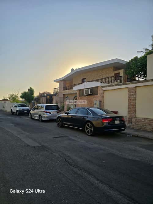 Villa 460 SQM Facing South on 10m Width Street Al Rawdhah, North Jeddah, Jeddah
