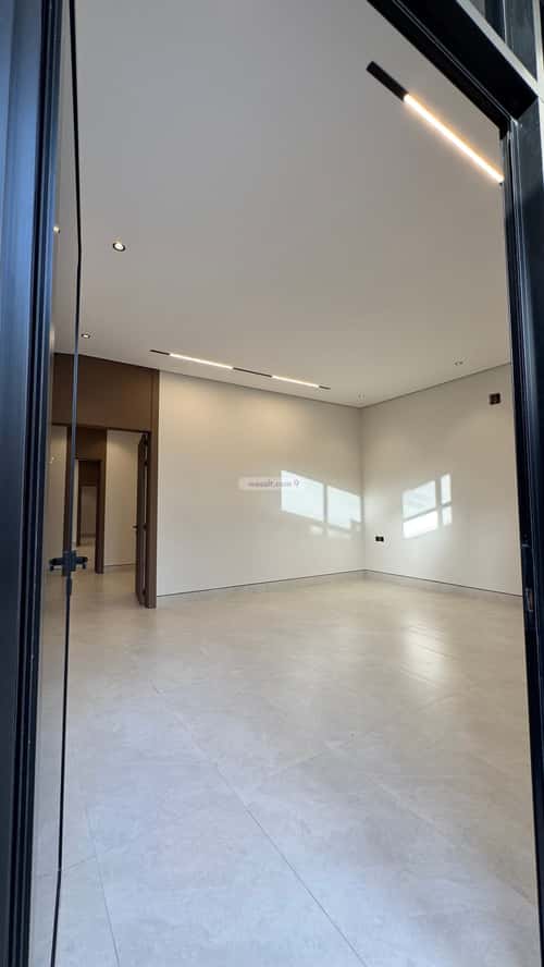 Villa 250 SQM Facing West on 20m Width Street King Faisal, East Riyadh, Riyadh