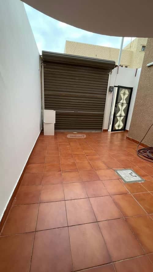 Apartment 440 SQM with 4 Bedrooms Al-Fayeziah, Bariduh