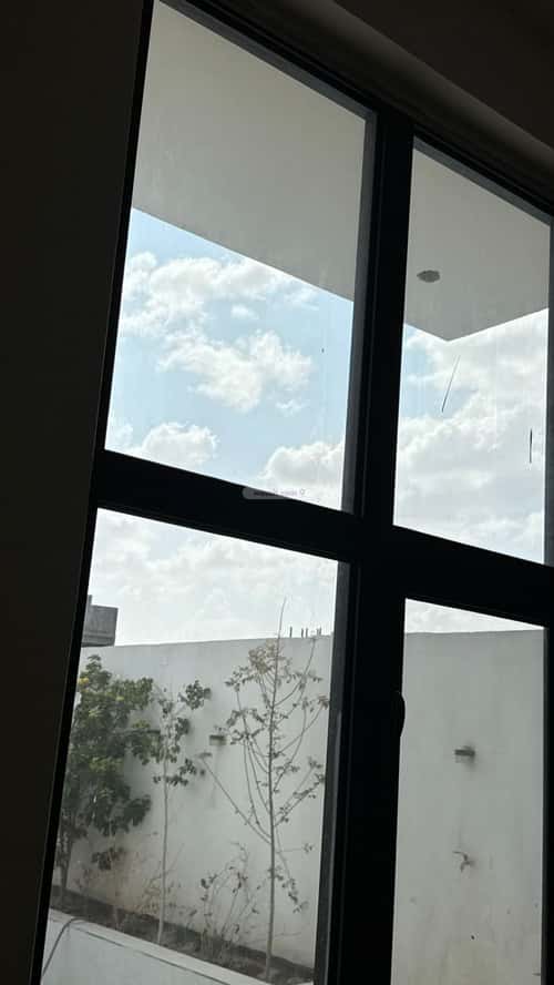 Villa 507 SQM Facing West on 20m Width Street The University, Tbwk