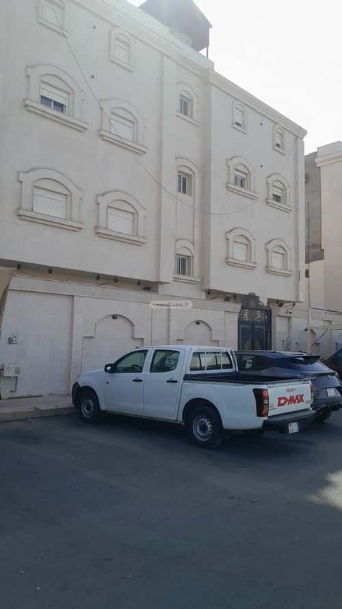 Building 750 SQM Facing West Al Wizarat, Madinah