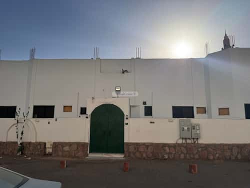 Building 642.83 SQM Facing East Hadath Al-Shuhada, Madinah