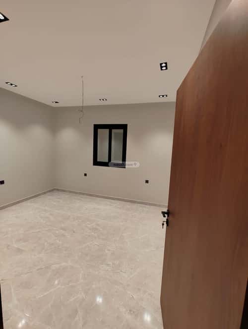 Villa 310 SQM with 3 Apartments Facing East Al-Wafaa, East Jeddah, Jeddah