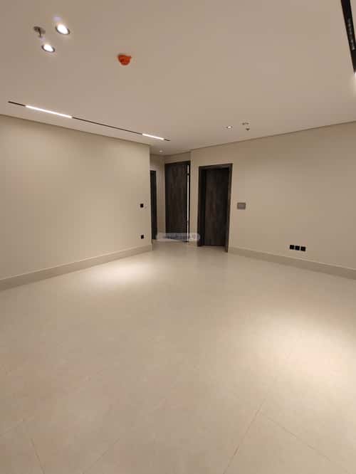 Apartment with 5 Bedrooms Al Zohoor, Aldammam