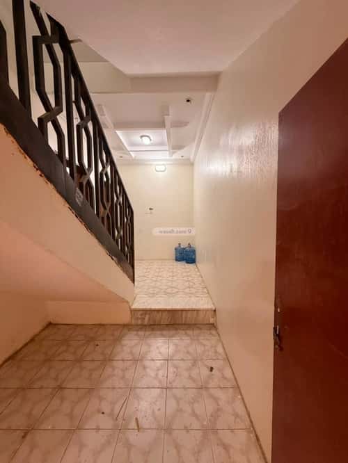 Building 400 SQM Facing North Al-Awaly, West Riyadh, Riyadh