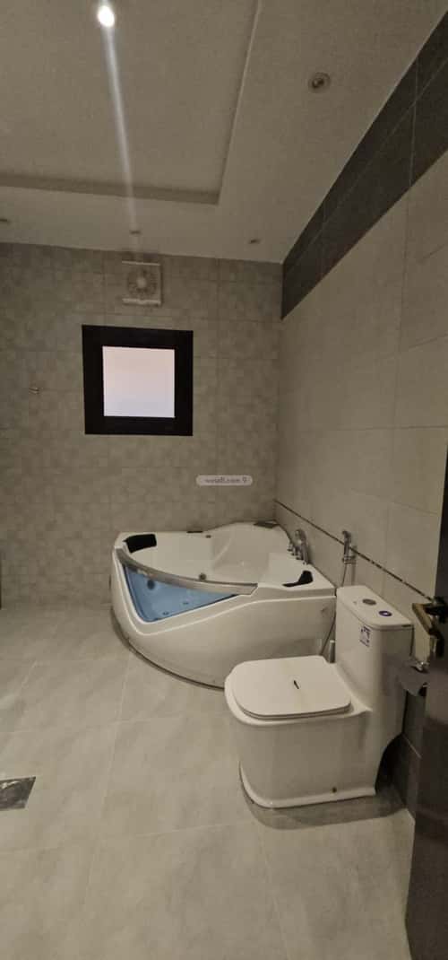 Villa 400 SQM Facing South on 20m Width Street Al Alo'Lo', North Jeddah, Jeddah