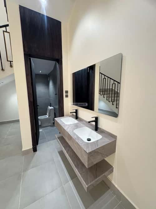 Villa 272.98 SQM Facing South West on 15m Width Street Al-Janadriyah, East Riyadh, Riyadh