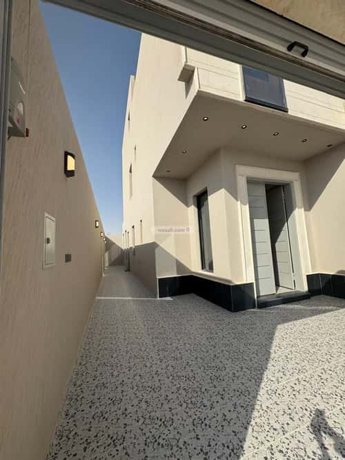 فيلا 272.98 متر مربع غربية على شارع 18م الجنادرية، شرق الرياض، الرياض