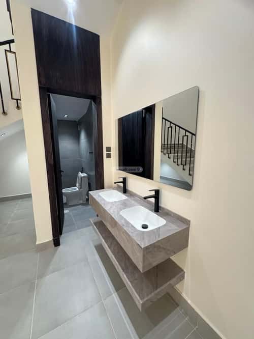 Villa 272.98 SQM Facing West on 18m Width Street Al-Janadriyah, East Riyadh, Riyadh