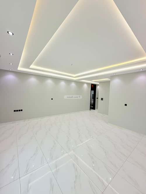 Villa 435 SQM Facing South on 15m Width Street Eastern, Alqunafdhuh