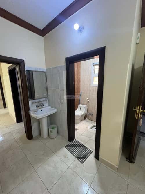 عمارة 701.69 متر مربع الروابي، شرق الرياض، الرياض