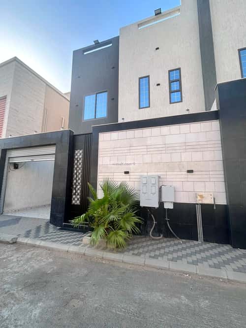 Villa 330.34 SQM Facing East on 20m Width Street Alnowaria, Makkah Al Mukarramah