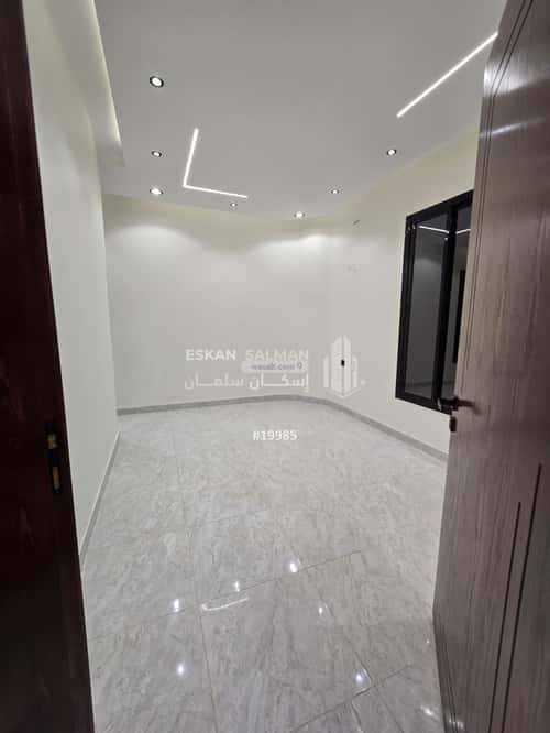 Villa 282.67 SQM Facing 3 Streets on 15m Width Street Al Wasat District, Alttayif