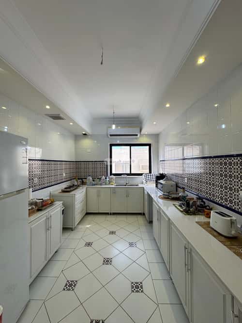 Apartment 550 SQM with 3 Bedrooms Al Rawdhah, North Jeddah, Jeddah