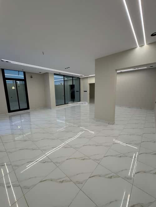Villa 315 SQM Facing South on 15m Width Street Al Salyhyah, East Jeddah, Jeddah