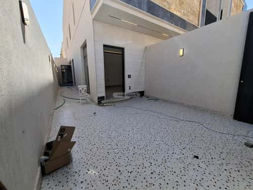 Floor with 4 Bedrooms Qurtubah, East Riyadh, Riyadh
