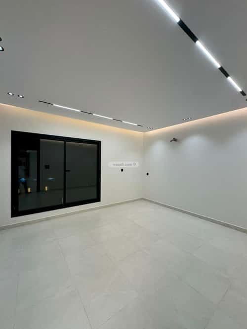 Villa 330 SQM Facing North on 20m Width Street Al Rahmanyah, East Jeddah, Jeddah