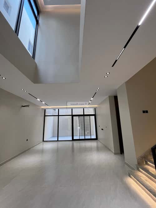 Villa 300 SQM Facing West on 15m Width Street Al Rahmanyah, East Jeddah, Jeddah