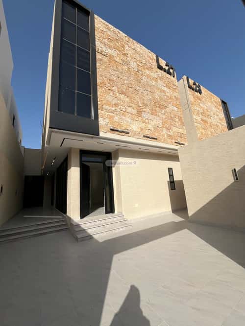 Villa 300 SQM Facing West on 15m Width Street Al Rahmanyah, East Jeddah, Jeddah