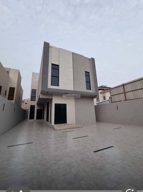 فيلا 456.41 متر مربع غربية على شارع 20م الجامعيين، الدمام