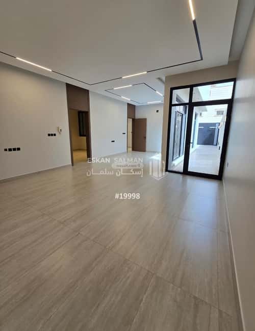 Floor with 5 Bedrooms Qurtubah, East Riyadh, Riyadh