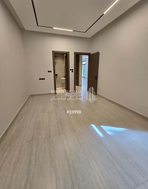 Floor with 5 Bedrooms Qurtubah, East Riyadh, Riyadh