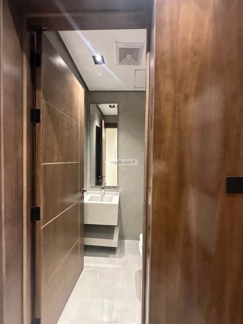 Apartment 119.1 SQM with 4 Bedrooms Al-Muanisiyah, East Riyadh, Riyadh