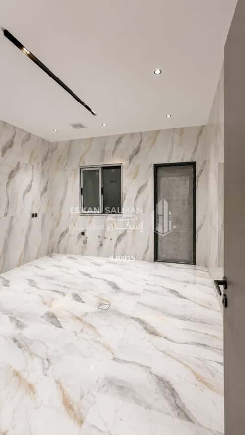 Villa 250 SQM Facing South West on 15m Width Street King Fahad Dist, Aldammam