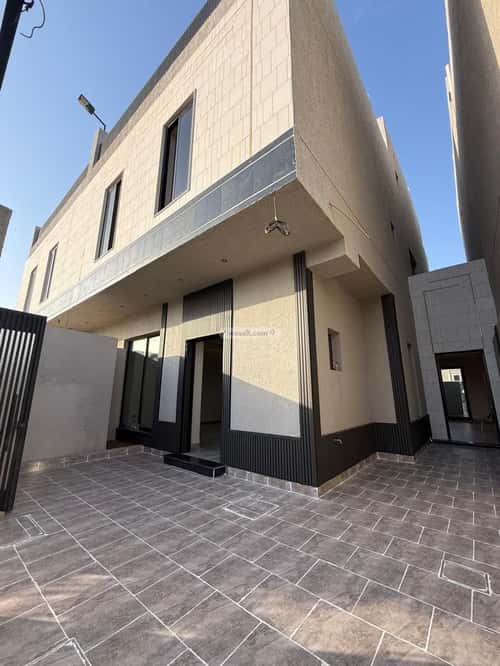 فيلا 220 متر مربع غربية على شارع 16م الشراع، شمال جدة، جدة