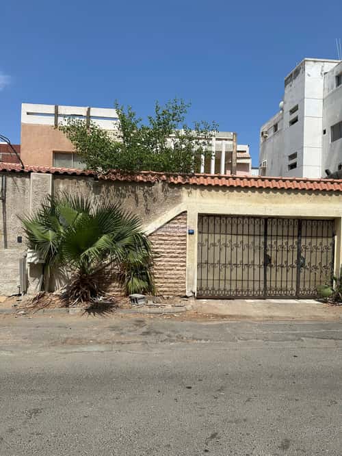 Villa 570 SQM Facing East on 10m Width Street Al Hamrah, North Jeddah, Jeddah