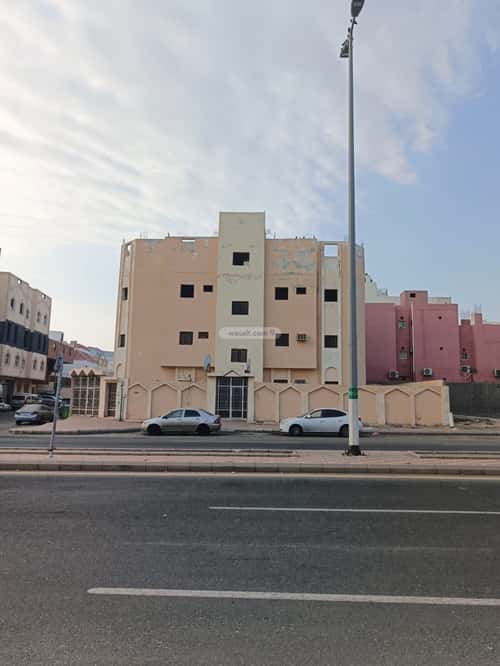 Building 500 SQM Facing South Bathaakorish, Makkah Al Mukarramah
