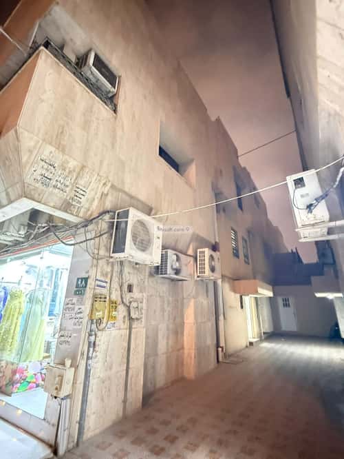 Building 625 SQM Facing West King Fahd, North Riyadh, Riyadh