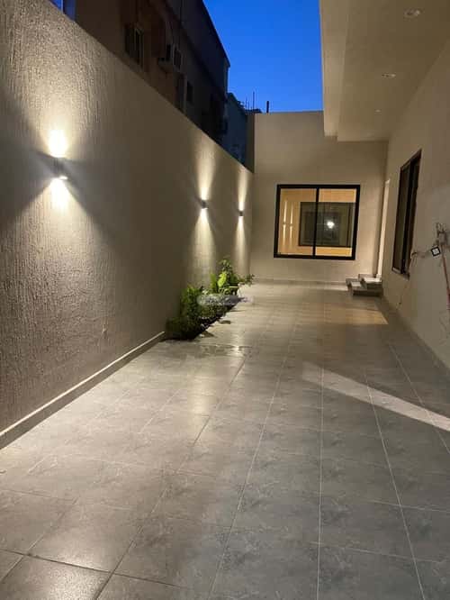 Villa 250 SQM Facing South on 15m Width Street Al Jalawyah, Aldammam