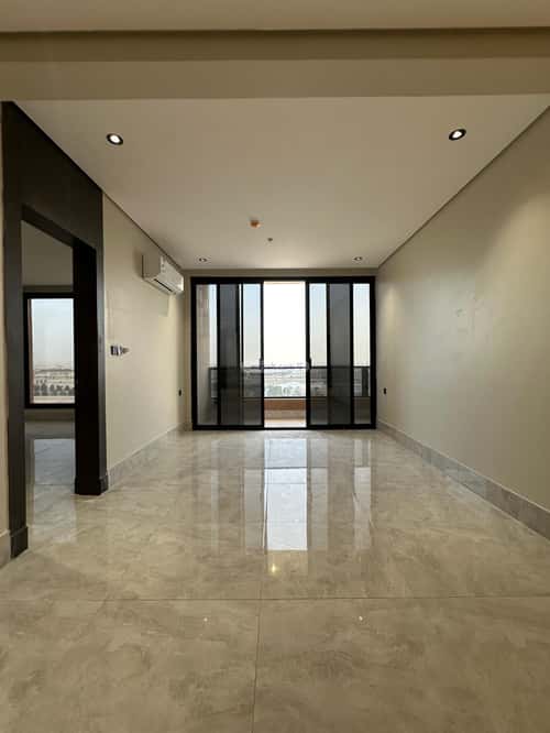 Apartment 181 SQM with 5 Bedrooms King Fahad Dist, Aldammam