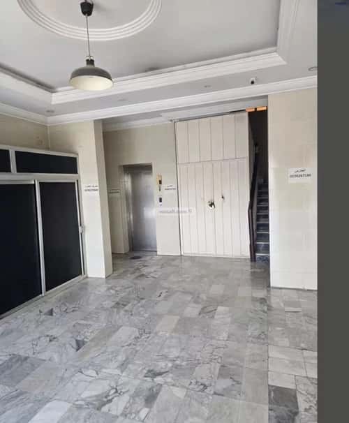 Building 443.04 SQM Facing North Al Azizeyyah, North Jeddah, Jeddah