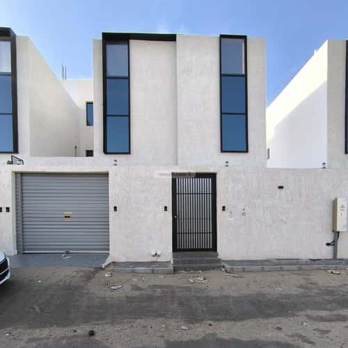 Villa 315 SQM Facing South on 10m Width Street Al Fanar, Al Jumum - Bahra