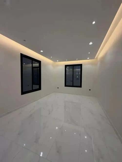 Floor 600 SQM with 6 Bedrooms Shamal Quri Tandah, Khamis Mushait
