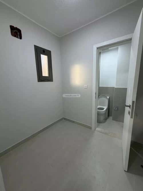 Villa 250 SQM Facing South with 5 Bedrooms King Khalid Int.Airport, North Riyadh, Riyadh
