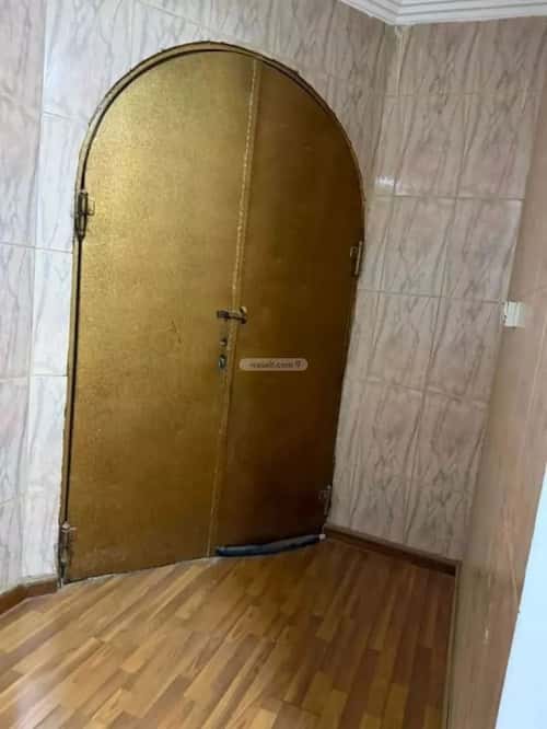 Floor 484 SQM with 5 Bedrooms Al-Jazeerah, East Riyadh, Riyadh
