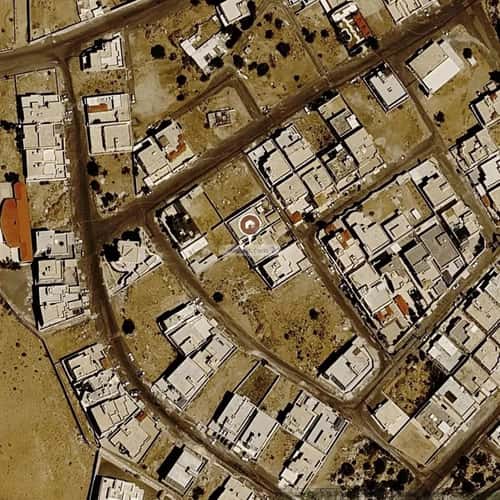 فيلا 704.3 متر مربع شرقية على شارع 15م الزاوية، خميس مشيط