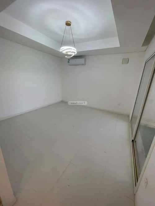 Villa 240 SQM Facing East with 5 Bedrooms Al-Faruq, Central Riyadh, Riyadh