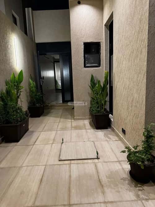 Floor 300 SQM with 4 Bedrooms As-Safa, Central Riyadh, Riyadh