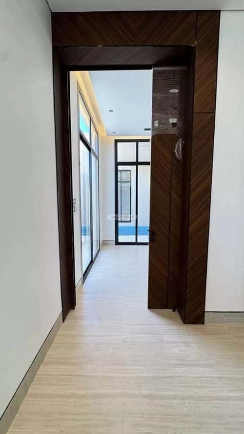 Floor 265.68 SQM with 6 Bedrooms Qurtubah, East Riyadh, Riyadh