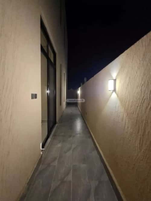 Floor 171.47 SQM with 6 Bedrooms Al-Khaleej, East Riyadh, Riyadh