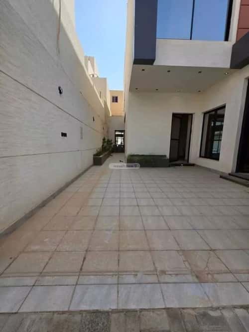 فيلا 250 متر مربع واجهة غربية ب 5 غرف الرمال، شرق الرياض، الرياض