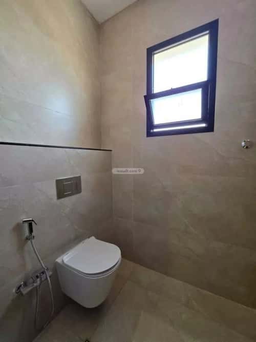 Floor 184.93 SQM with 5 Bedrooms Al-Janadriyah, East Riyadh, Riyadh