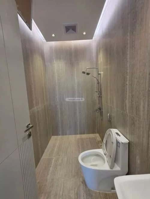 Floor 135.63 SQM with 5 Bedrooms Al-Muanisiyah, East Riyadh, Riyadh