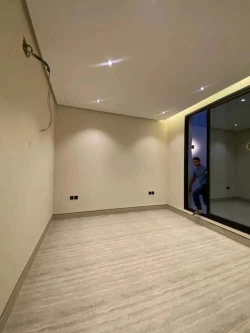 Floor 153.44 SQM with 5 Bedrooms Al-Olaya, Central Riyadh, Riyadh